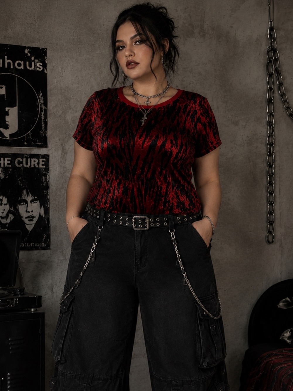 Rock & Republic Red Black Velvet Animal Print Boxy Y2K Grunge Top Size XL